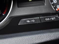 2013款 1.6L 自动 豪华版