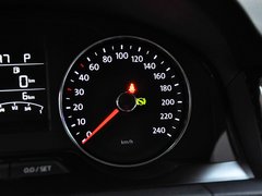 2013款 1.6L 自动 豪华版