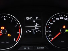 2013款 1.6L 自动 豪华版