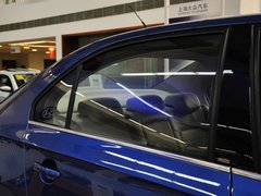 2013款 1.6L 自动 豪华版