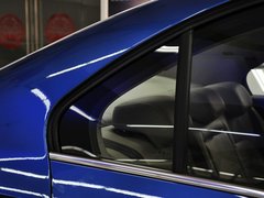 2013款 1.6L 自动 豪华版