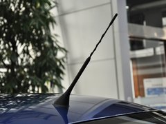 2013款 1.6L 自动 豪华版