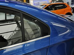 2013款 1.6L 自动 豪华版