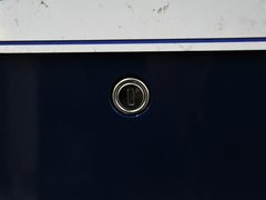 2013款 1.6L 自动 豪华版