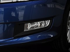 2013款 1.6L 自动 豪华版