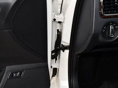 2013款 1.6L 自动 豪华版