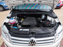 2013款 1.6L 自动 豪华版