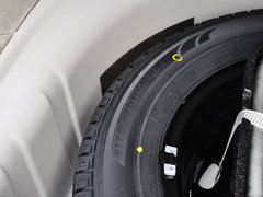 2013款 1.6L 自动 豪华版