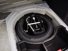 2013款 1.6L 自动 豪华版