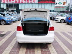 2013款 1.6L 自动 豪华版