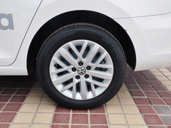 2013款 1.6L 自动 豪华版