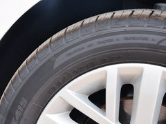 2013款 1.6L 自动 豪华版