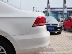 2013款 1.6L 自动 豪华版