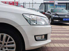 2013款 1.6L 自动 豪华版
