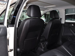 2013款 1.6L 自动 豪华版