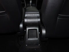 2013款 1.6L 自动 豪华版