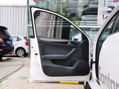 2013款 1.6L 自动 豪华版