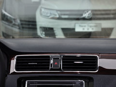 2013款 1.6L 自动 豪华版