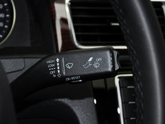2013款 1.6L 自动 豪华版