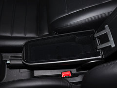 2013款 1.6L 自动 豪华版