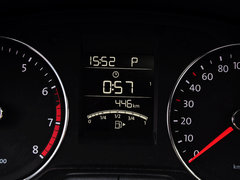 2013款 1.6L 自动 豪华版