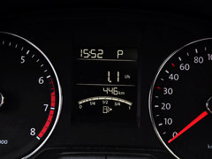 2013款 1.6L 自动 豪华版