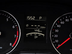 2013款 1.6L 自动 豪华版