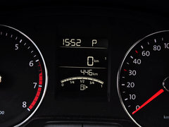 2013款 1.6L 自动 豪华版