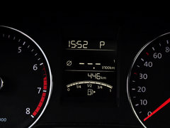 2013款 1.6L 自动 豪华版
