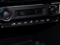 2013款 1.6L 自动 豪华版