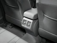 2013款 2.4L 自动 至尊版