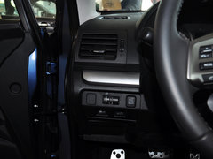 2013款 2.5L CVT 尊贵版 5座