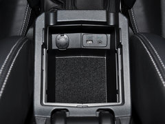 2013款 2.5L CVT 尊贵版 5座
