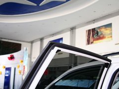 2013款 2.0L CVT 豪华版 5座