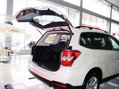 2013款 2.0L CVT 豪华版 5座