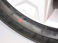 2013款 2.0L CVT 豪华版 5座