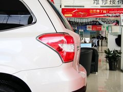2013款 2.0L CVT 豪华版 5座