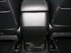 2013款 2.0L CVT 豪华版 5座
