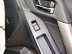 2013款 2.0L CVT 豪华版 5座