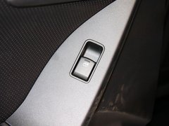 2013款 2.0L CVT 豪华版 5座