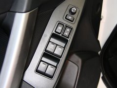 2013款 2.0L CVT 豪华版 5座