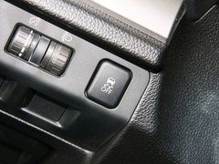 2013款 2.0L CVT 豪华版 5座