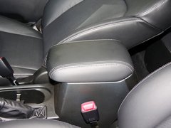 2013款 2.0L CVT 豪华版 5座