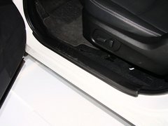 2013款 2.0L CVT 豪华版 5座