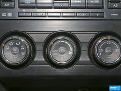 2013款 2.0L CVT 豪华版 5座