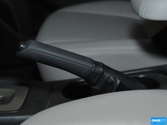 2013款 2.0L CVT 豪华版 5座
