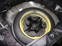 2013款 2.5L CVT 豪华导航版 5座
