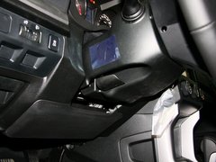 2013款 2.5L CVT 豪华导航版 5座