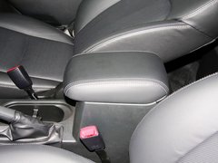 2013款 2.5L CVT 豪华导航版 5座