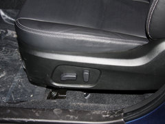 2013款 2.5L CVT 尊贵导航版 5座